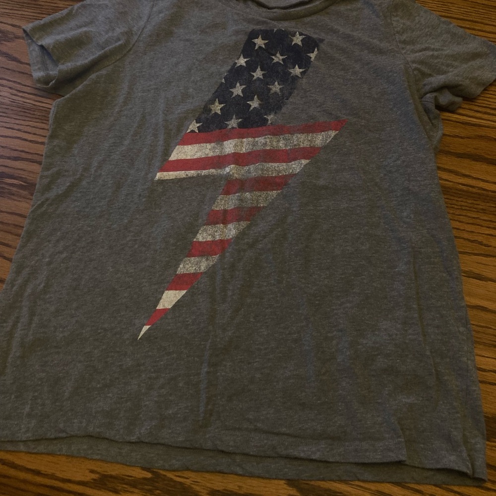 Girls sz lg short sleeve American flag bolt